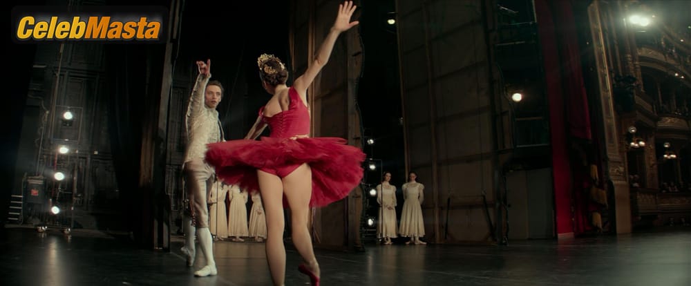 Jennifer Lawrence Topless Photo Set from Red Sparrow photo 1