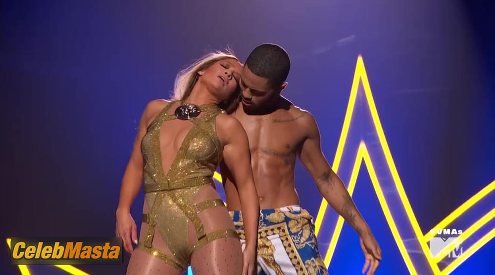 Jennifer Lopez Photos from Mtv Video Music Awards photo 1
