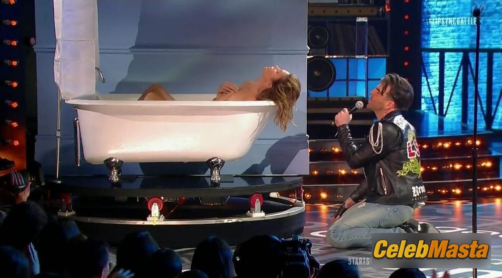 Cindy Crawford Photo Gallery from Lip Sync Battle photo 1