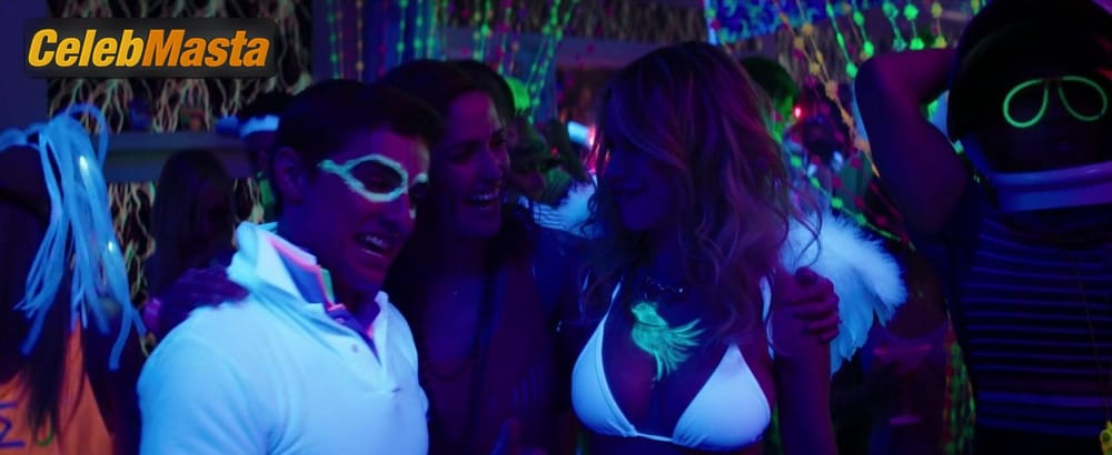 Photo Gallery: Halston Sage in Neighbors photo 1