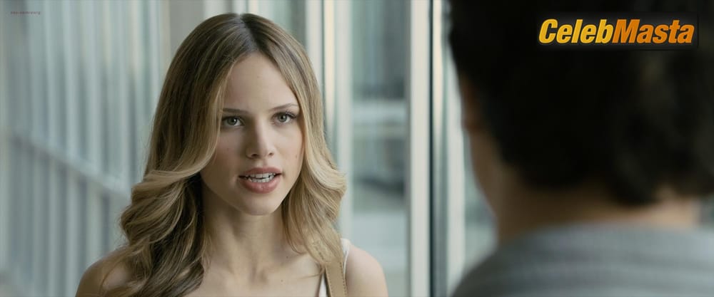 Halston Sage Scene Photos Gallery from Paper Towns photo 1