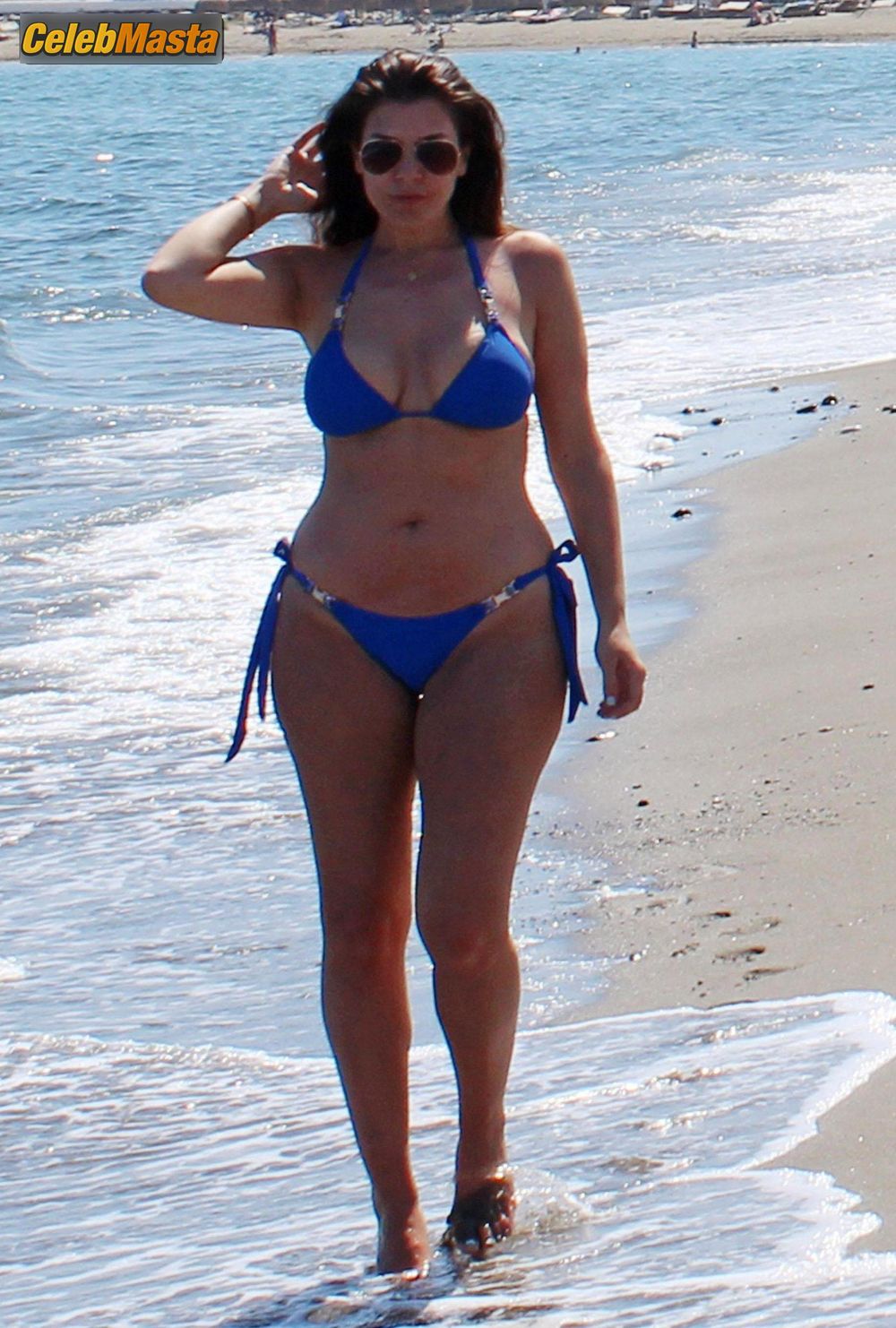 Imogen Thomas Photo Set: Sexy On The Beach In Marbella photo 1
