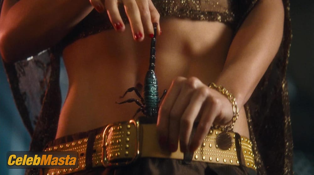 Hilary Duff Photo Set from War, Inc. photo 1