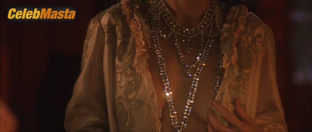 Hilary Swank Scene Photos Gallery from The Affair Of The Necklace photo 1