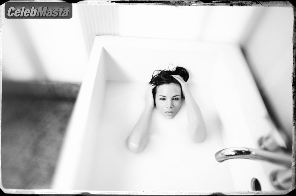 Photo Gallery: Katrina Law B&w Cover By Tj Scott For In The Tub Series photo 1