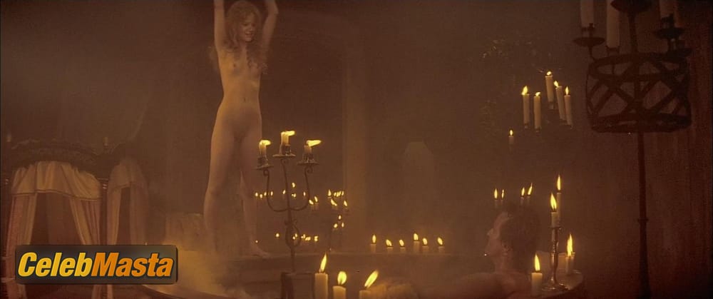 Jennifer Jason Leigh Photo Gallery from Flesh + Blood photo 1