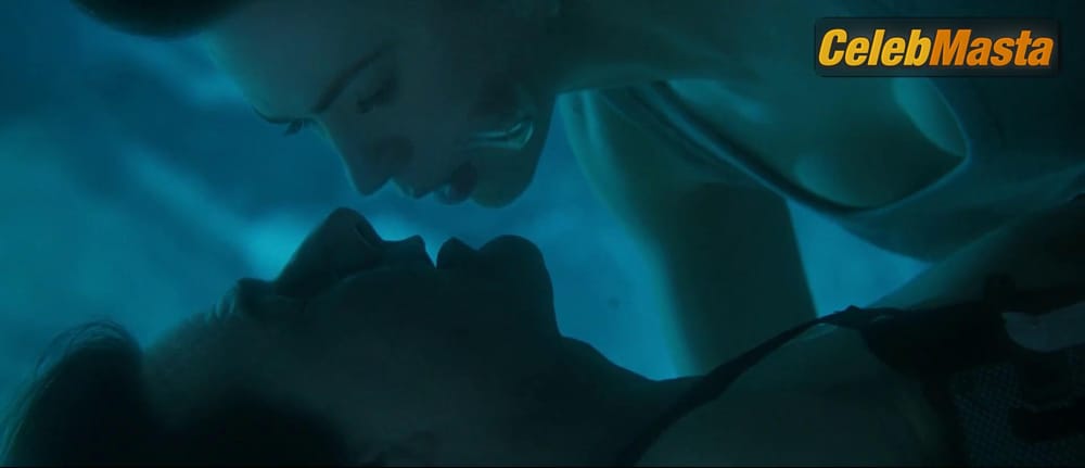 Photo Gallery: Hayley Atwell in Mission Impossible – The Final Reckoning photo 1