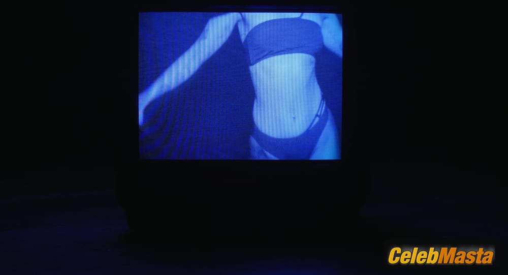 Miley Cyrus Photo Gallery: Something Beautiful photo 1