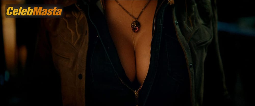 Salma Hayek Scene Photos Gallery from The Hitman’s Bodyguard photo 1