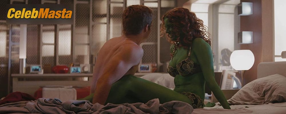 Rachel Nichols Scene Photos Gallery from Star Trek photo 1