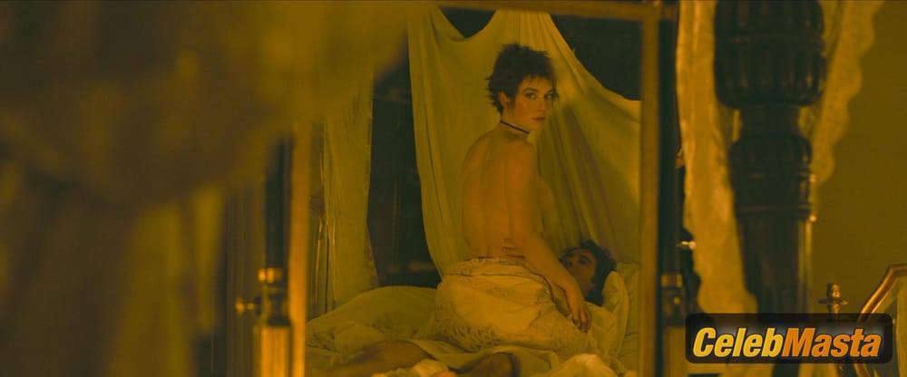 Vanessa Kirby Topless Photo Set from Napoleon photo 1