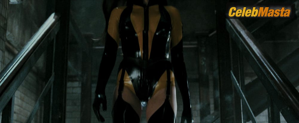 Photo Gallery: Malin Akerman in Watchmen photo 1