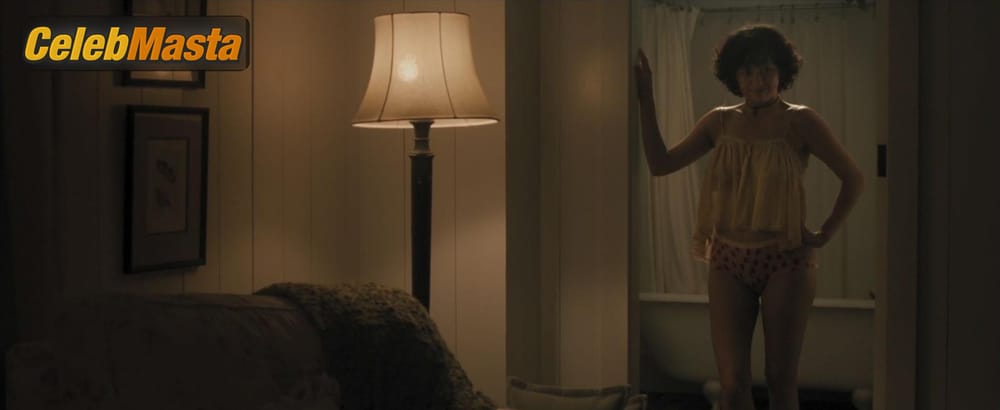 Alia Shawkat Photo Collection from The Intervention photo 1
