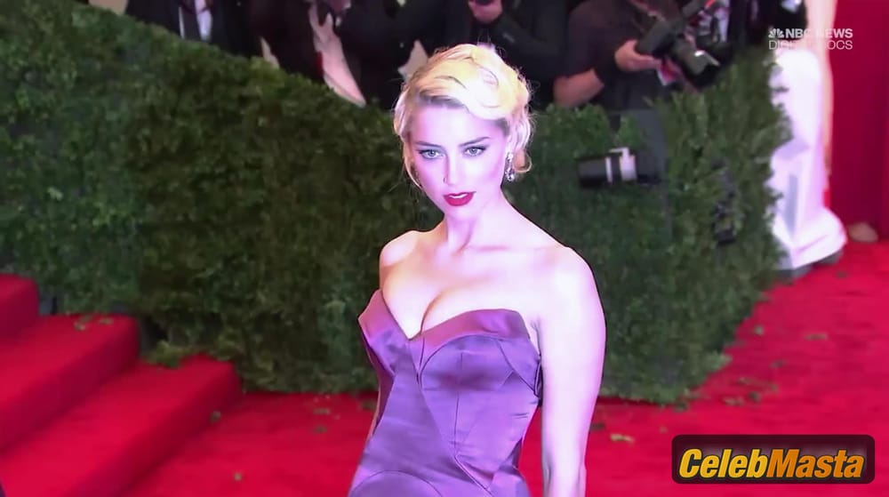 Photo Gallery: Amber Heard in Depp V Heard photo 1