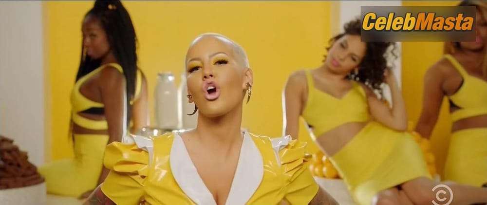Amber Rose Photo Set from Inside Amy Schumer photo 1