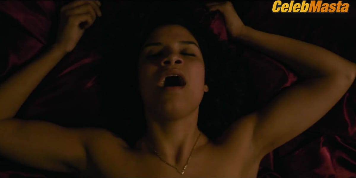 Sunita Mani and Shakira Barrera Show Underwear in Lesbian Scene in Glow