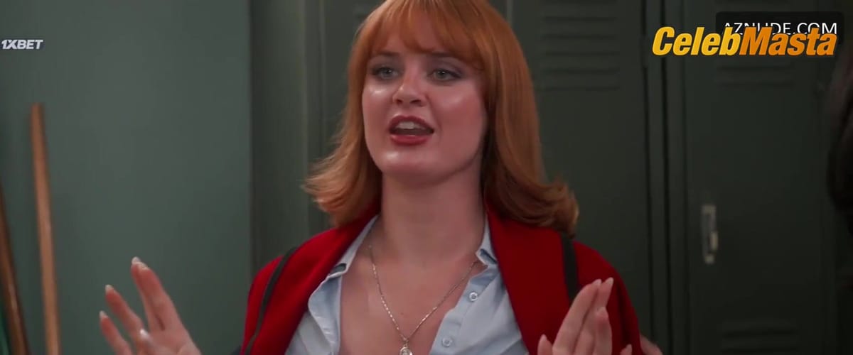 Tania Fox, Keila Dolle, Hannah Hueston and Cody Renee Cameron Show Breasts, Underwear Scene in Airplane 2025