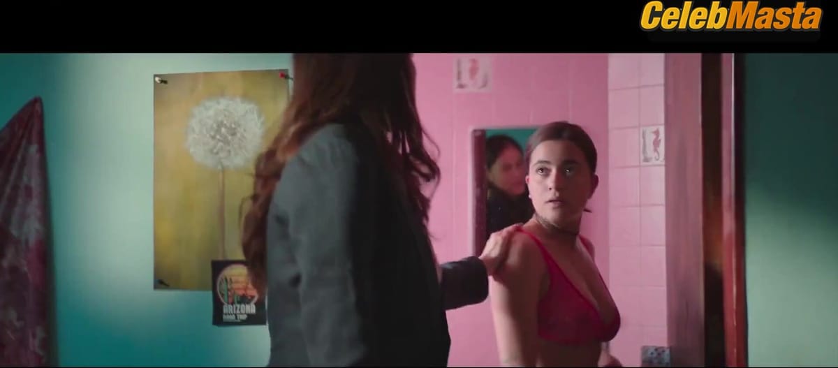 Paulina Gaitan's Tits Scene in Souvenir