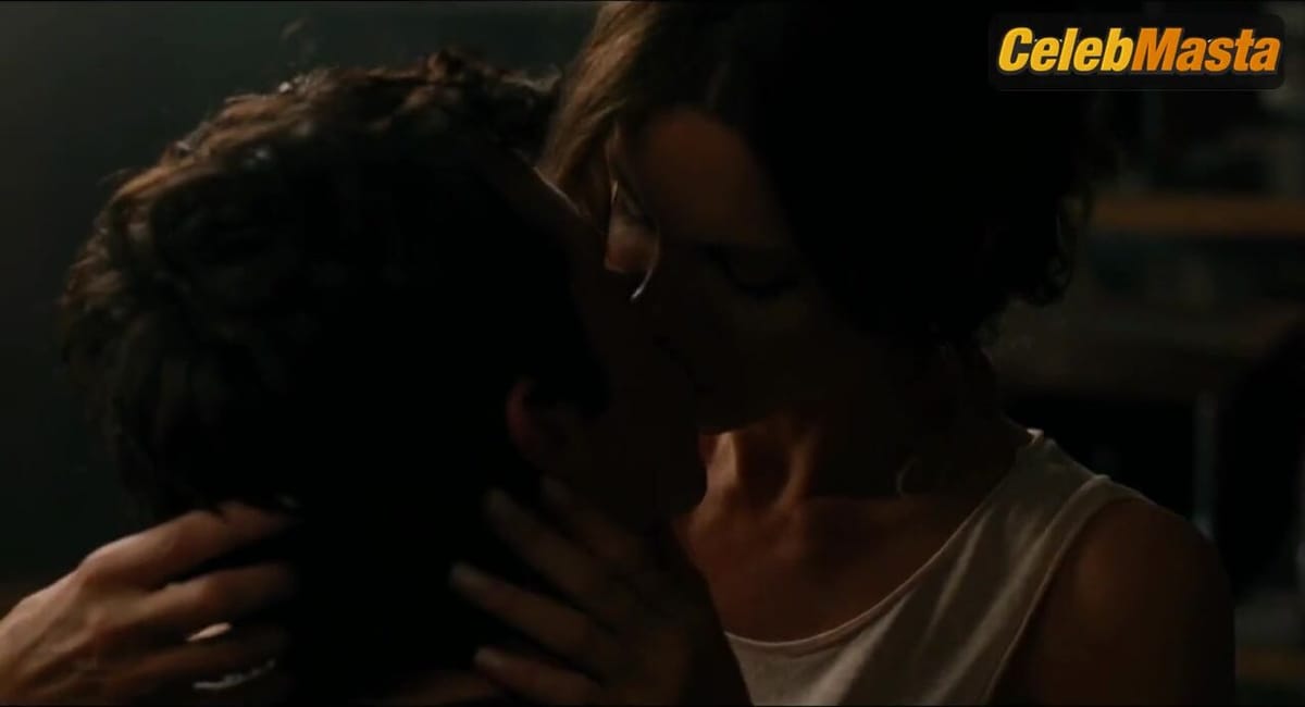 Kate Beckinsale's Sexy Scene in The Only Living Boy In New York