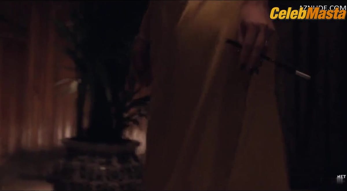 Alice Eve Bares Boobs Scene in Bees Make Honey