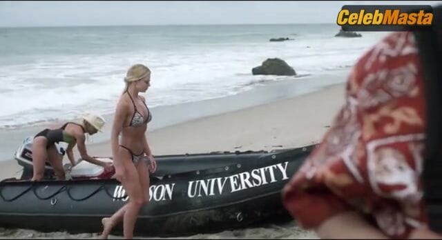 Jaime Pressly, Daphne Duplaix, Julia Mendoza and Tressa Difiglia's Swimsuit Scene in Pinata Survival Island