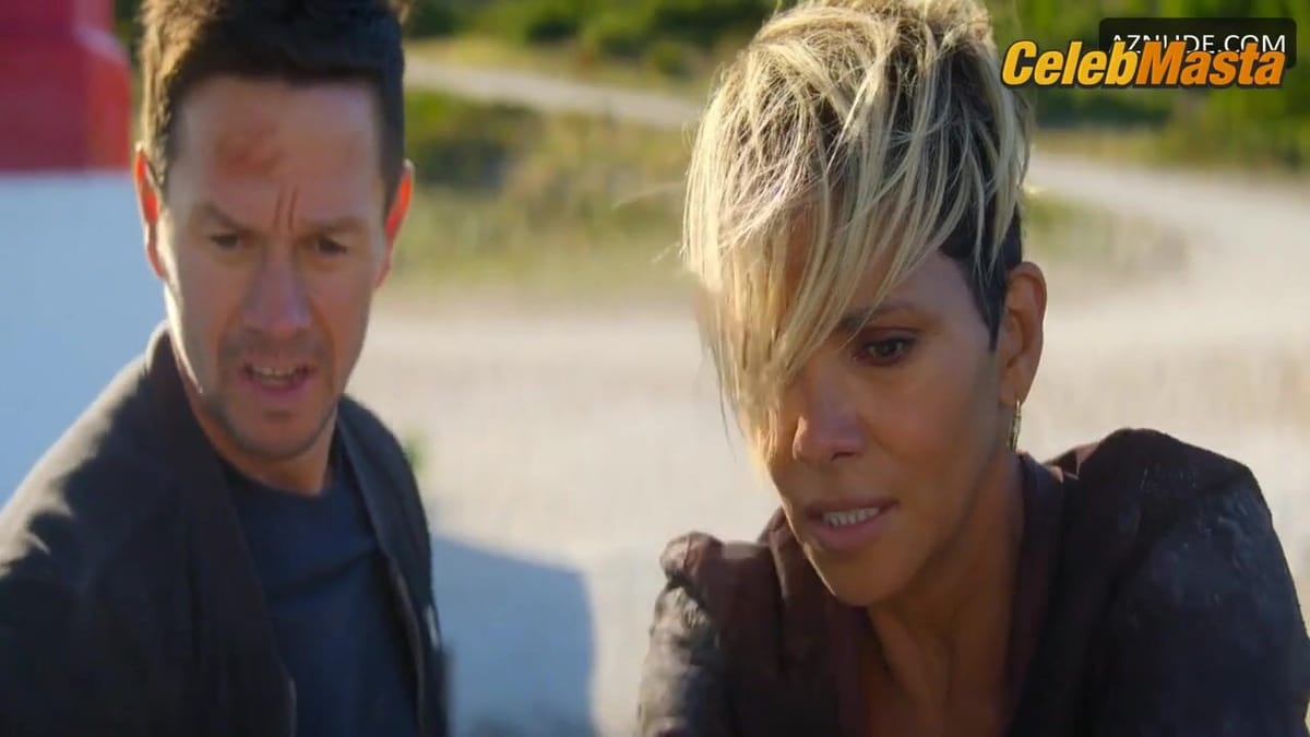 Halle Berry Shows Tits Scene in The Union