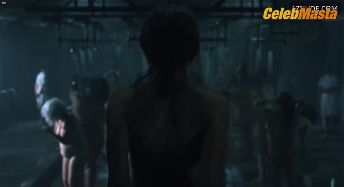 Halle Berry's Booty Scene in Gothika