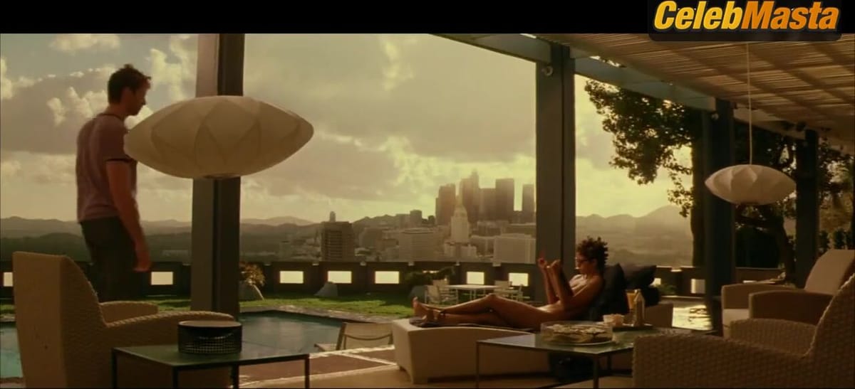 Halle Berry Shows Tits Scene in Swordfish