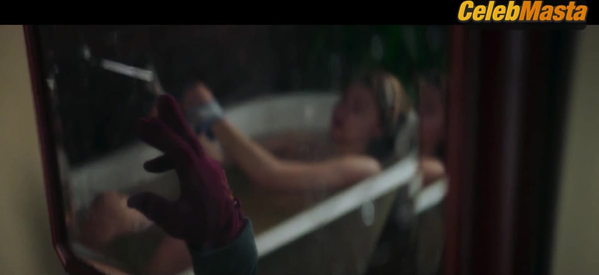 Chloe Grace Moretz's Sex Scene in Greta