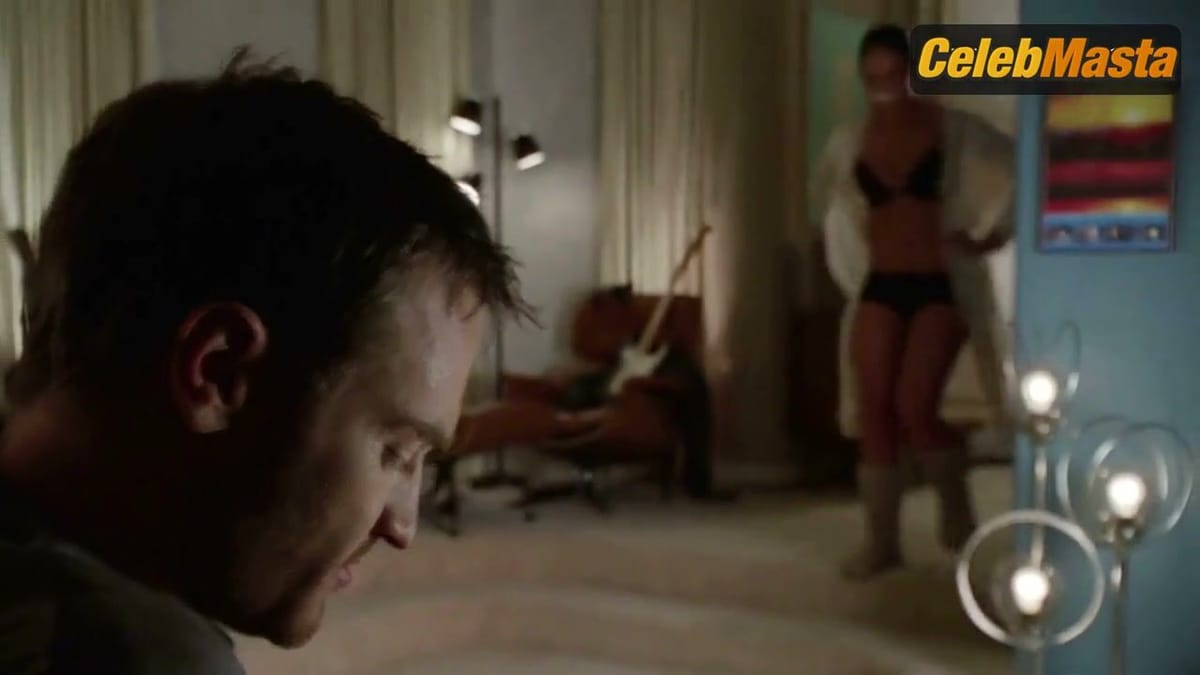 Olivia Munn's Underwear Scene in Freeloaders