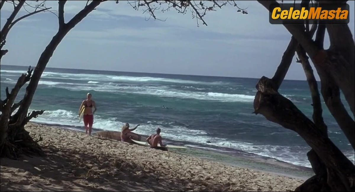 Michelle Rodriguez, Kate Bosworth and Sanoe Lake Swimsuit Scene from Blue Crush