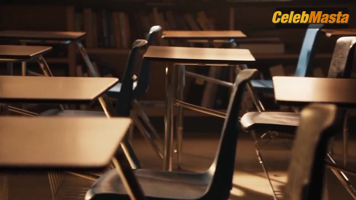 Kat Dennings' Sexy Scene in Daydream Nation
