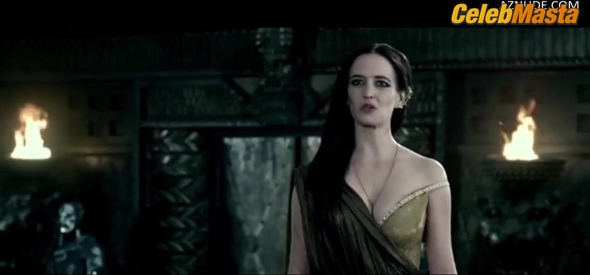 Eva Green's Sexy Scene in 300 Rise Of An Empire