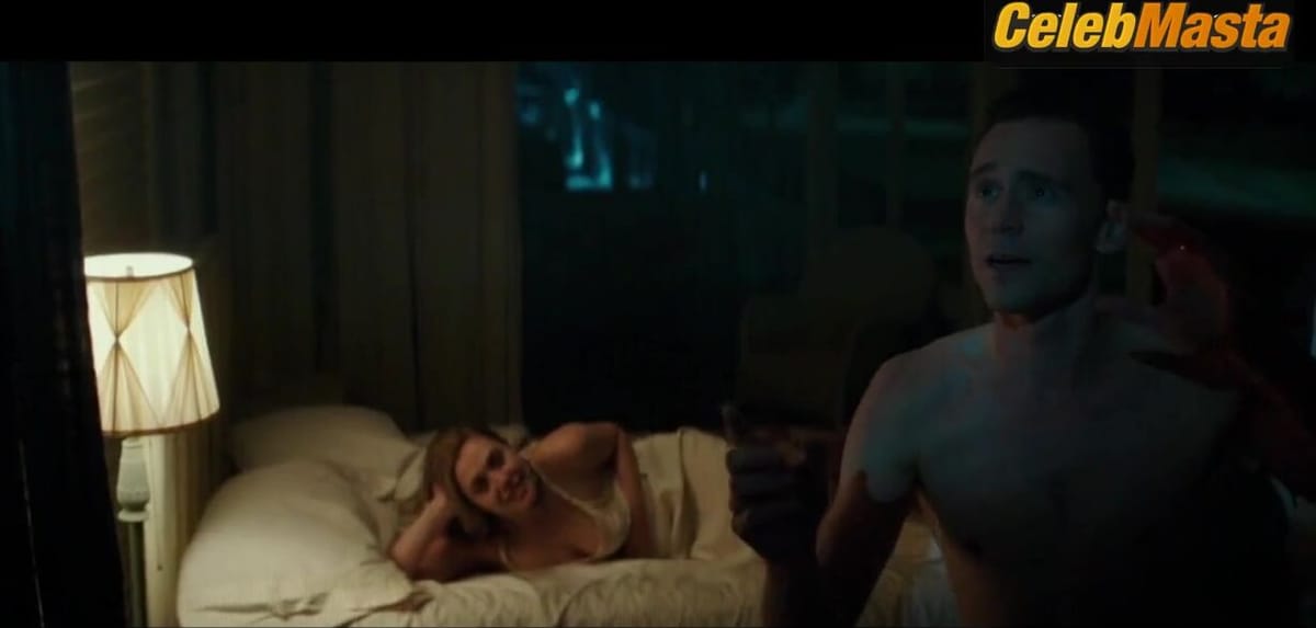 Elizabeth Olsen Reveals Sexy Scene in I Saw The Light