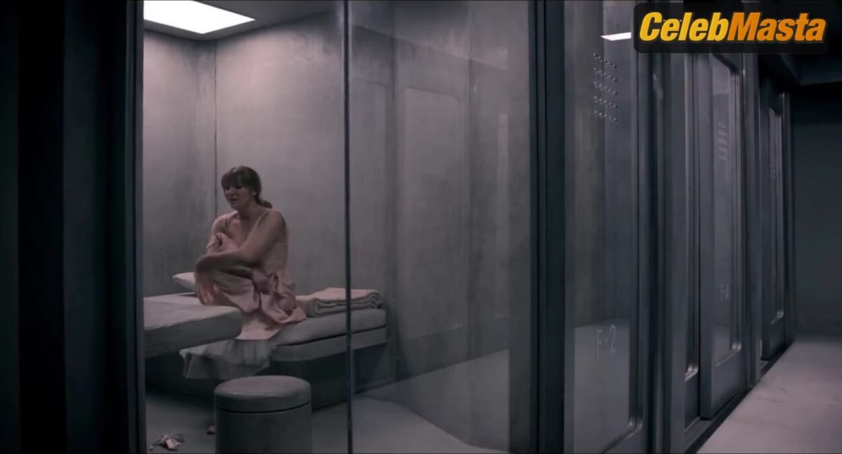 Bryce Dallas Howard Underwear Scene from Black Mirror