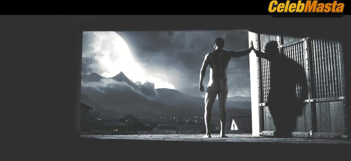 Lena Headey Bares Tits Scene in 300