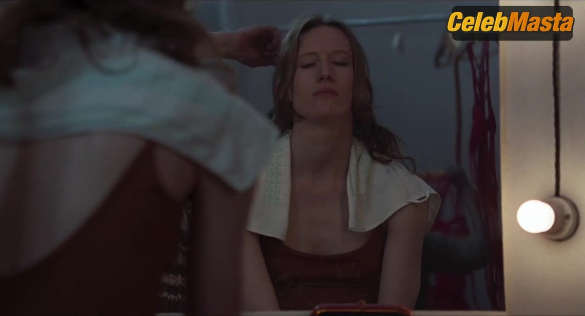 Dakota Johnson and Gala Moody Steamy Scene in Suspiria