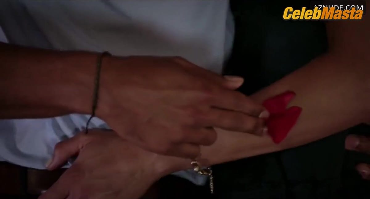 Paula Patton Underwear Scene from Baggage Claim