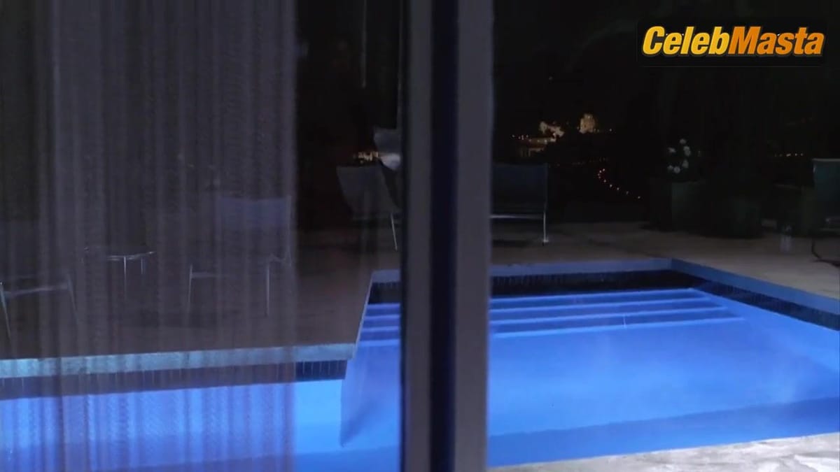 Leelee Sobieski's Swimsuit Scene in The Glass House