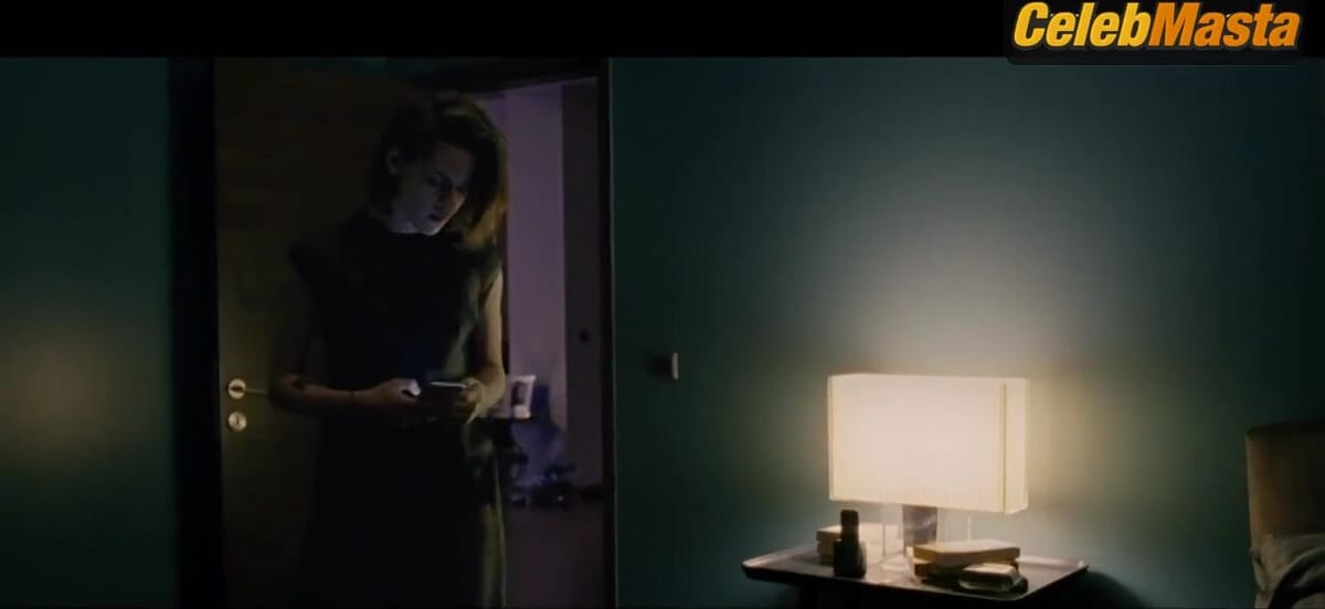 Kristen Stewart's Sexy Scene from Personal Shopper