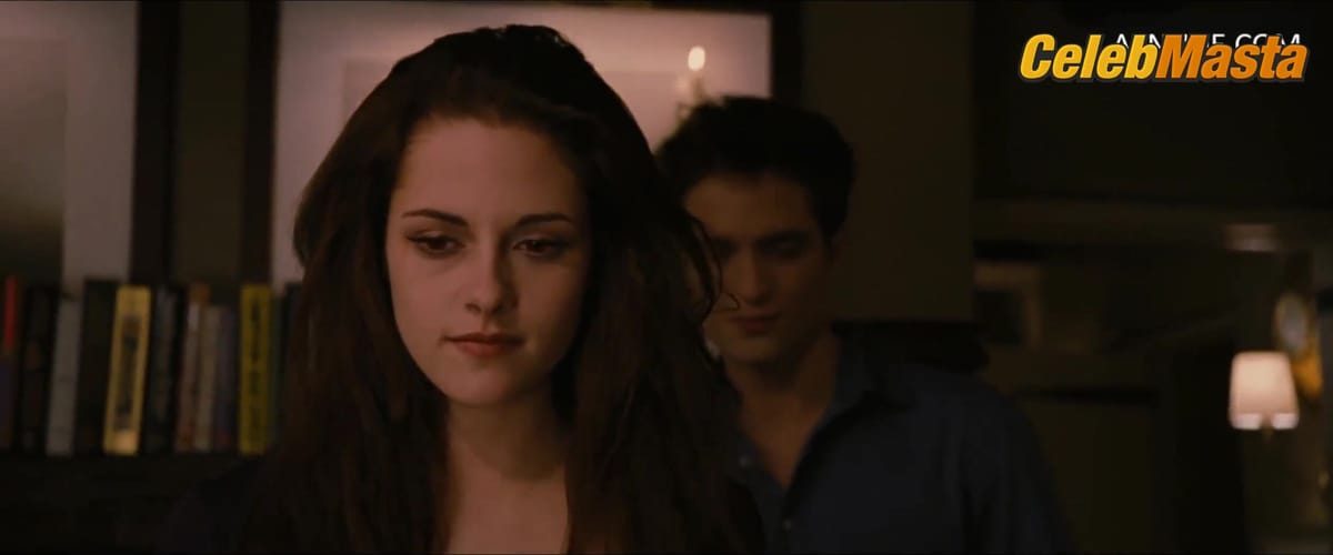 Kristen Stewart Hot Scene in The Twilight Saga Breaking Dawn - Part 1
