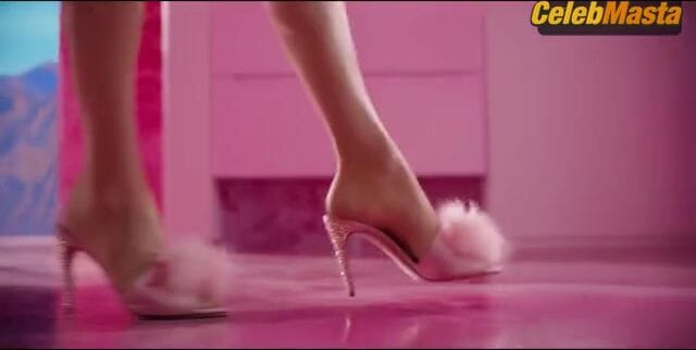 Margot Robbie Bares Sexy Scene in Barbie