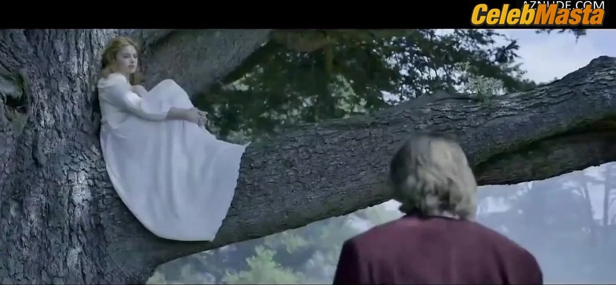 Margot Robbie's Hot Scene in The Legend Of Tarzan
