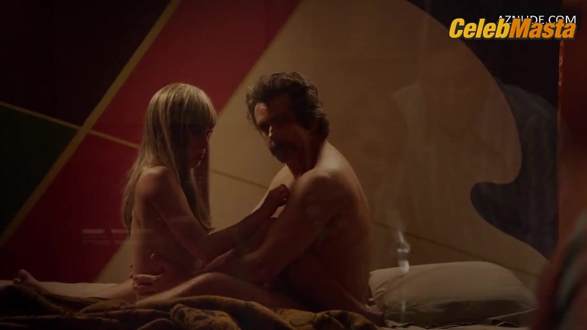 Lizzy Caplan nude/sexy scene in Masters Of Sex