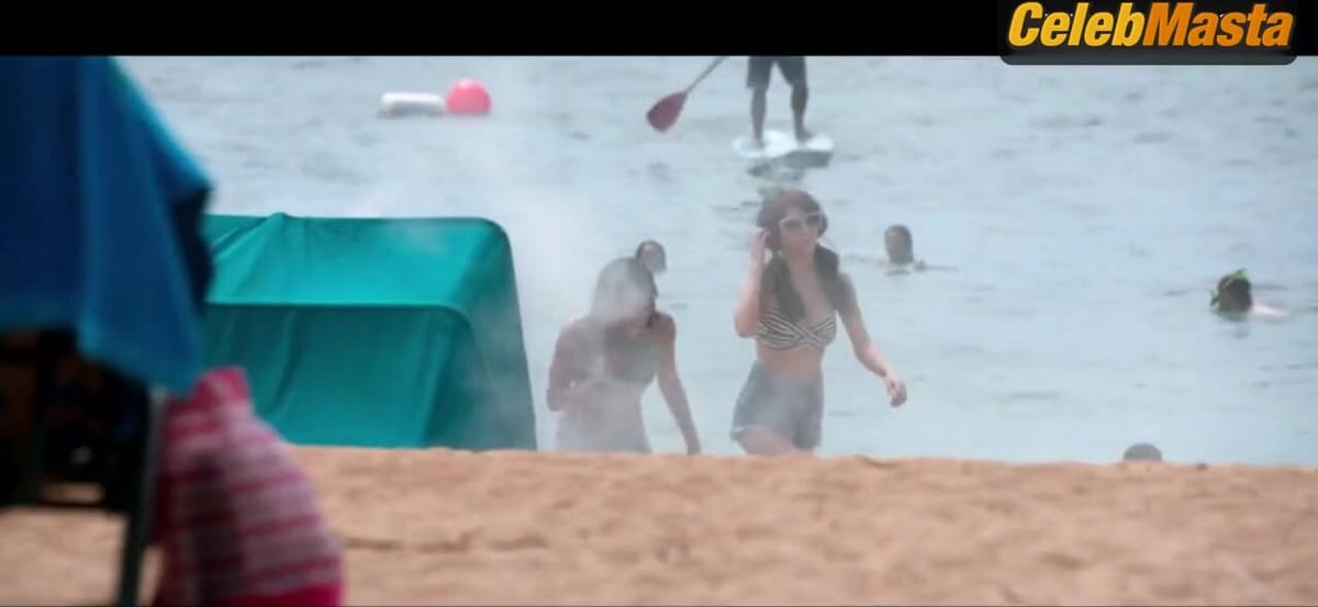 Aubrey Plaza and Anna Kendrick Hot Scene from Mike & Dave Need Wedding Dates