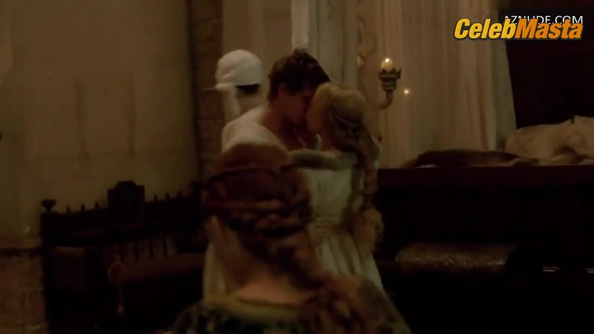 Rebecca Ferguson Boobs Scene in The White Queen
