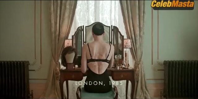Sophie Turner Reveals Her Figure in Scene from Joan