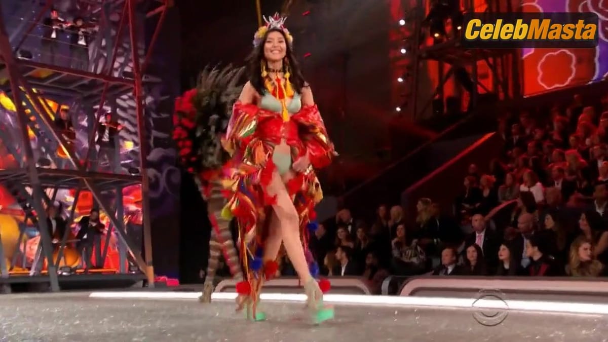 Kendall Jenner, Ming Xi Underwear Scene from The Victoria's Secret Fashion Show 2016