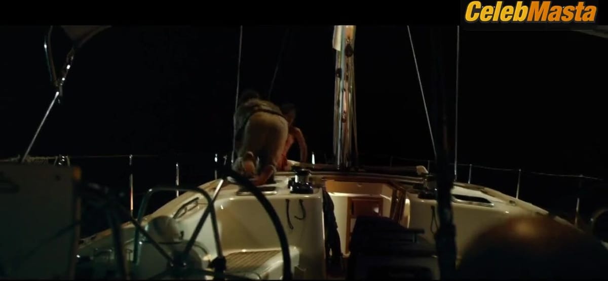 Jessica Alba Flaunts Sexy Scene in Mechanic Resurrection