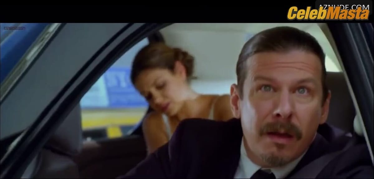 Mila Kunis nude/sexy scene in Friends With Benefits
